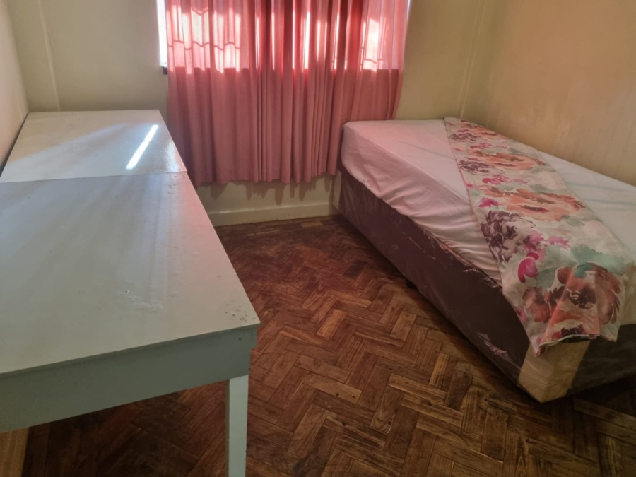 6 Bedroom Property for Sale in Park West Free State